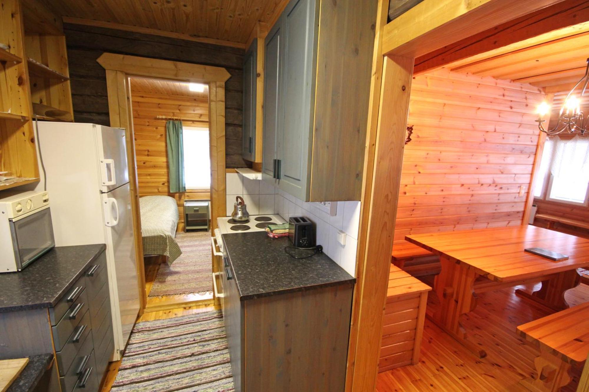 Maekelaen Lomatuvat Bed And Breakfast Korkeakoski  ภายนอก รูปภาพ