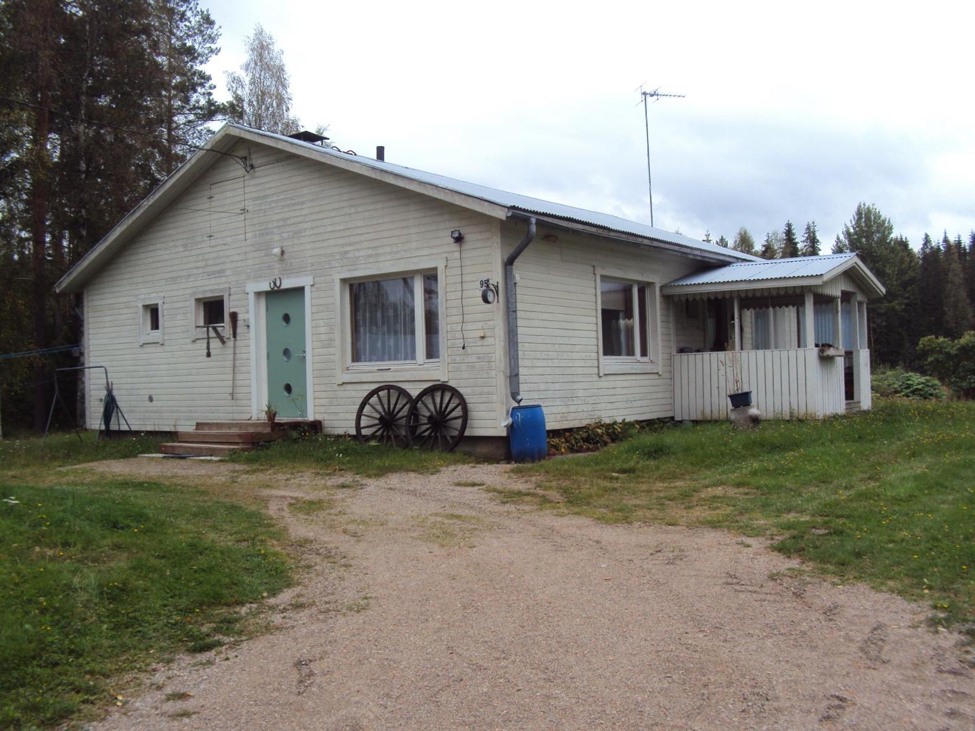 Maekelaen Lomatuvat Bed And Breakfast Korkeakoski  ภายนอก รูปภาพ