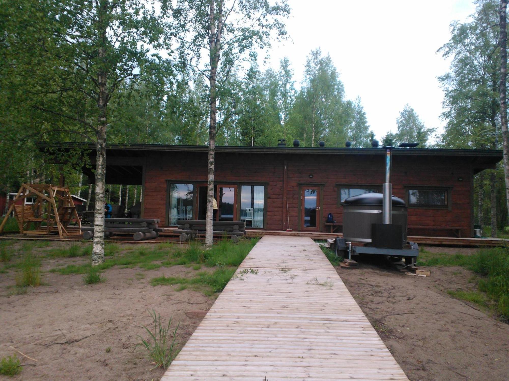Maekelaen Lomatuvat Bed And Breakfast Korkeakoski  ภายนอก รูปภาพ